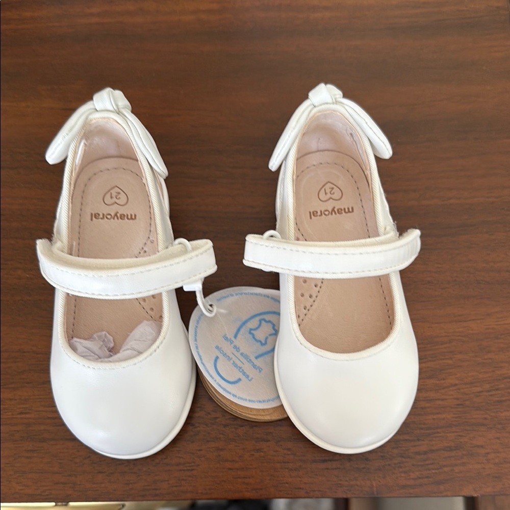 Mayoral White Dress Shoes with Elegant Strap